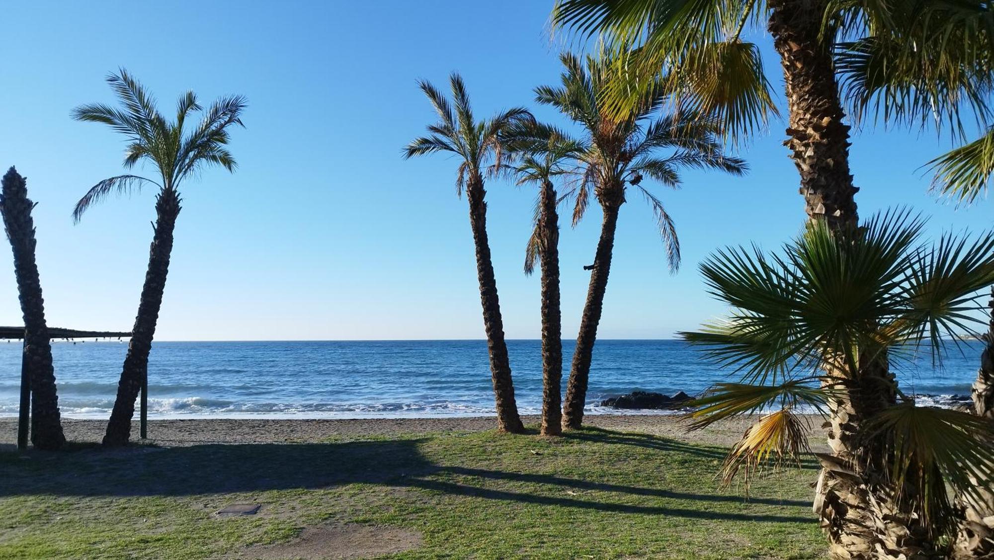 Vistas De Ensueno Junto Al Mar Apartment Almunecar Luaran gambar
